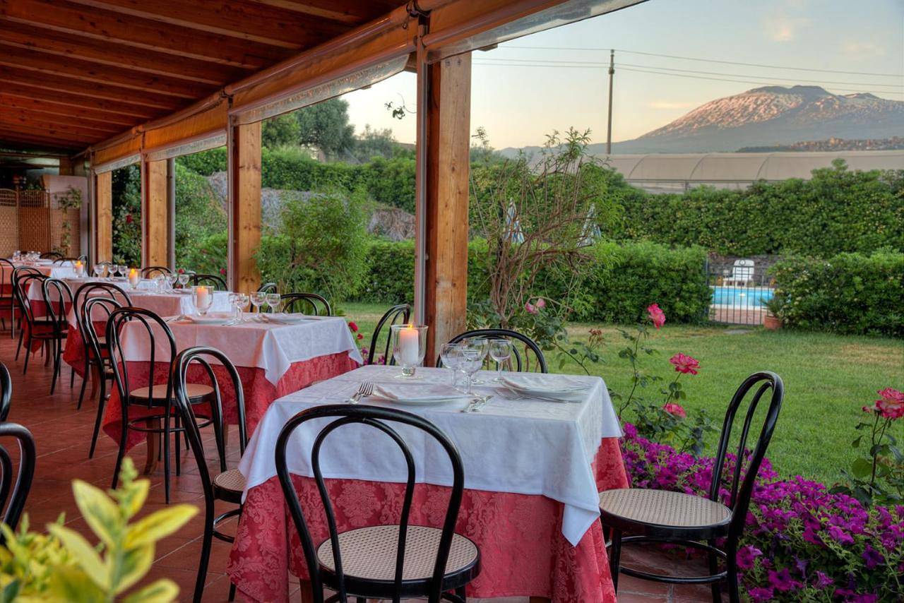 Agriturismo Biologico Corte Aragonese in Paternò, Catania e dintorni