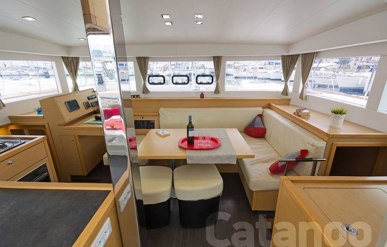 Bateau pour 8 personnes, avec Jacuzzi dans Cos Ville - 2