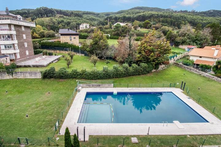 Apartamento entero, Ático 100m con terraza y piscina in Castro Urdiales (Cantabria), Castro Urdiales