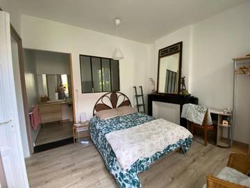 Chambre d’hôte pour 2 personnes, avec terrasse ainsi que jardin et vue dans le Tarn-et-Garonne