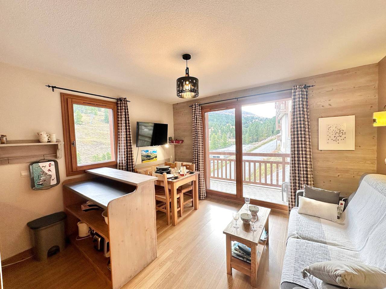 Apartamento entero, T2 en Vars para 5 pers, acceso a pistas in Vars, Briançon region