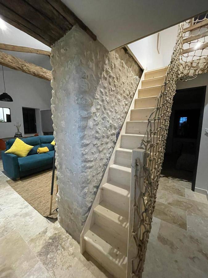 Location de vacances pour 6 personnes, avec jardin ainsi que terrasse et piscine à Ribérac - 2