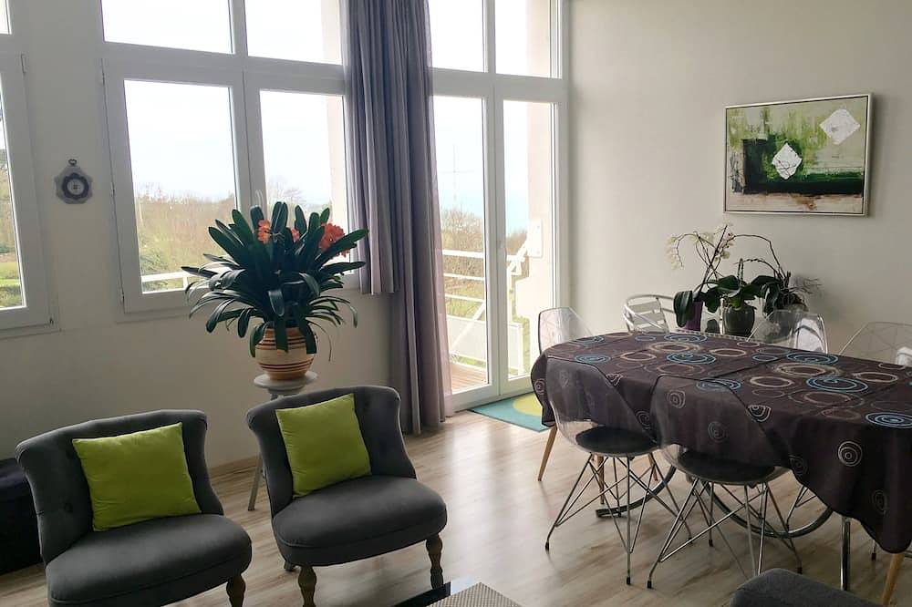 Appartement entier, Appartement lumineux avec vue superbe sur Mer pour 4 personnes  . in Landéda, Région de Brest