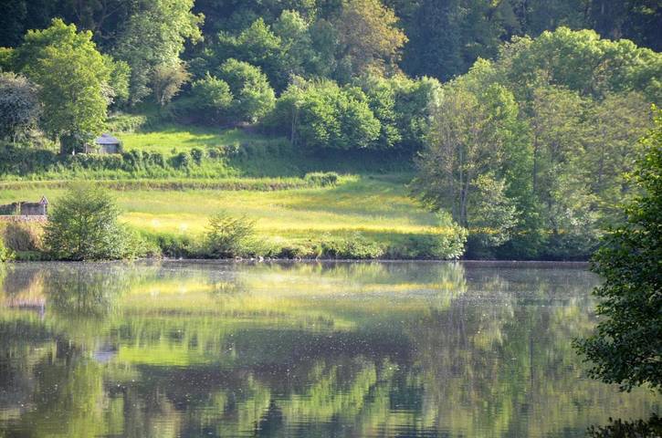Gîte pour 3 personnes, avec vue et vue sur le lac à Chambon-sur-Voueize - 3