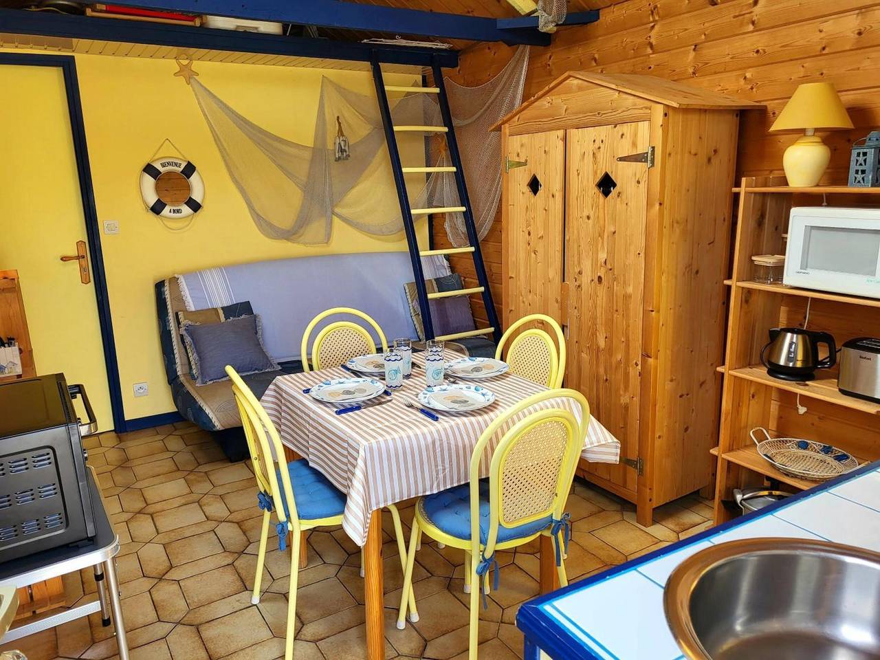 Maison de plage 'La Grise Brèche' avec terrasse privée in Pirou, Région de Coutances