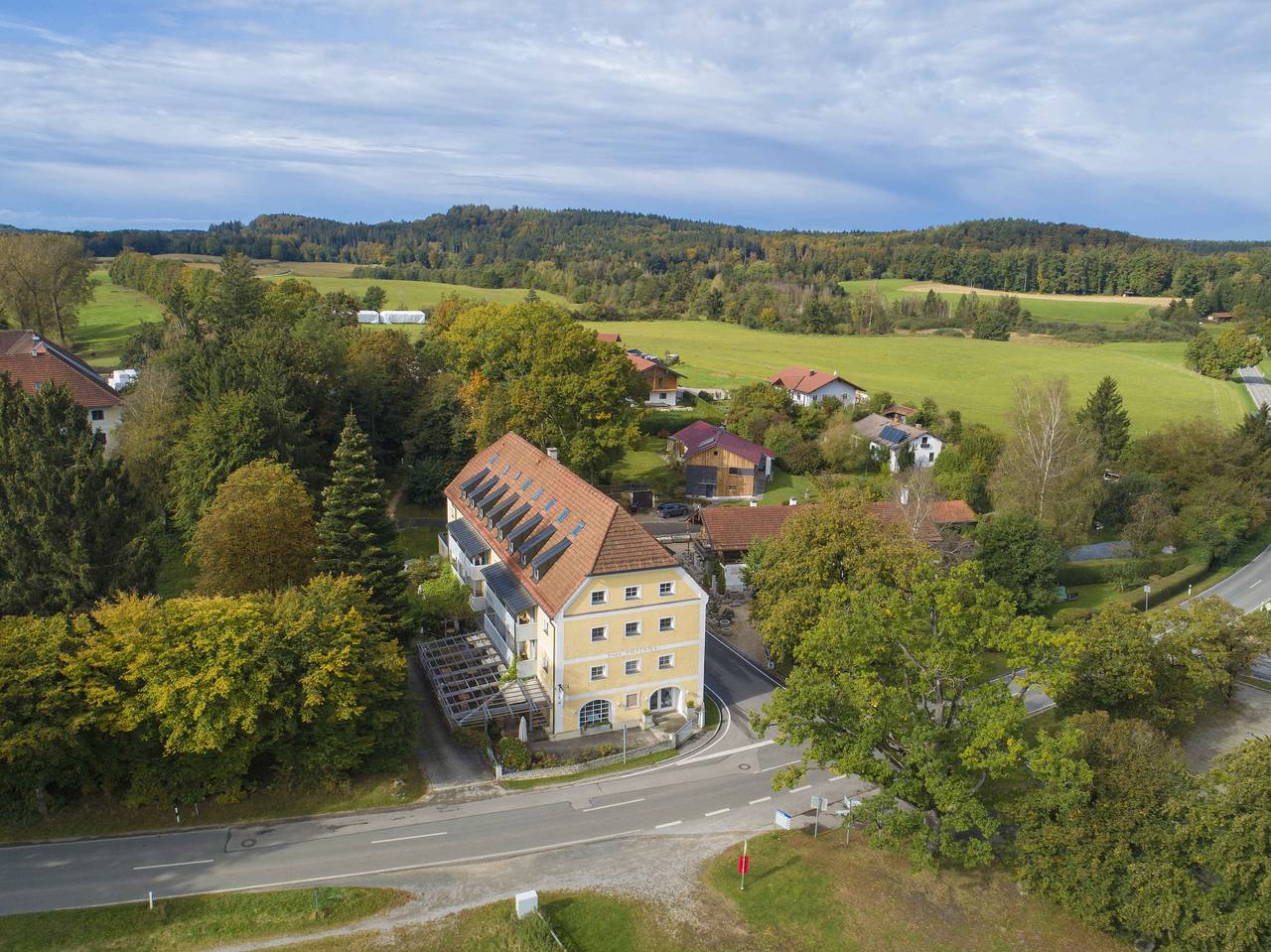 Haus Rufinus am Kloster Seeon-Hotel garni - Einzelzimmer mit Dusche/Wc in Seeon, Seebruck