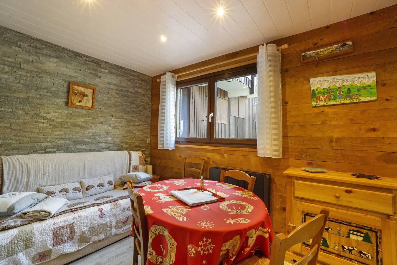 Studio entier, Studio 'Les Airelles 32' avec vue sur la montagne et Wi-Fi in La Norma, Villarodin-Bourget