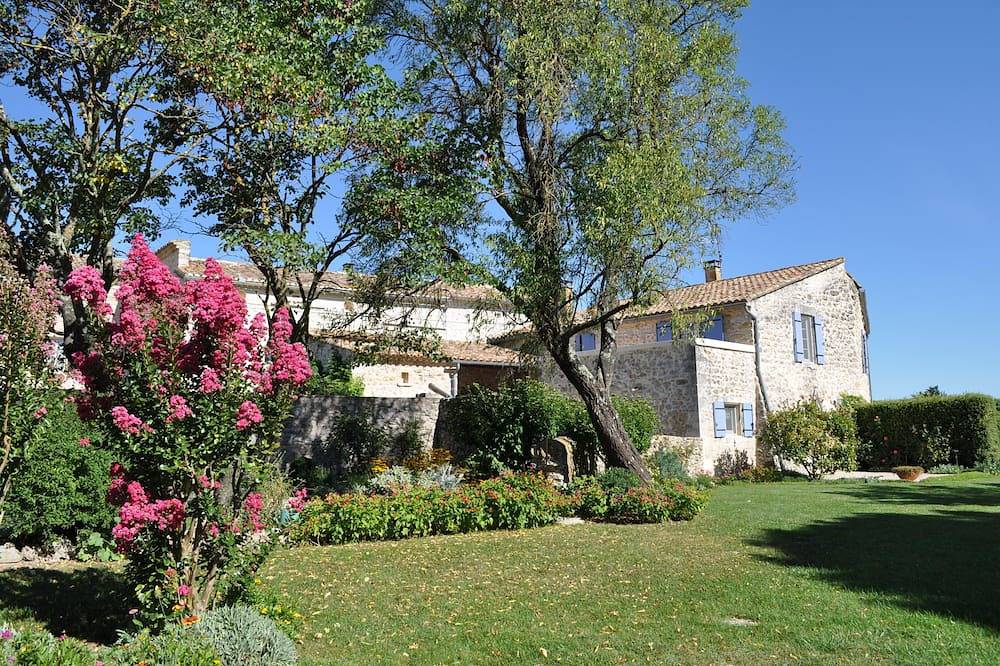 Zwischen Provence Und Ardeche-Gästehaus  Mas Chazel In Der Nähe Von Uzes, Nîmes in Lussan, Nimes und Umgebung