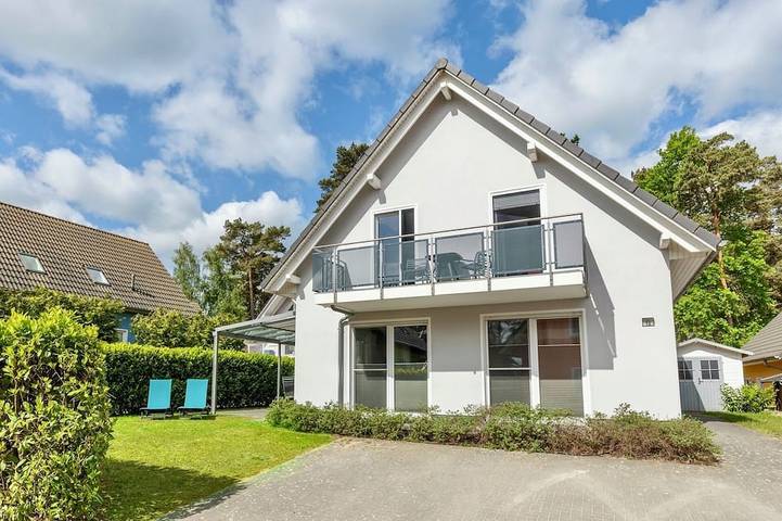 Ferienhaus für 6 Personen, mit Balkon und Garten sowie Sauna an der Müritz