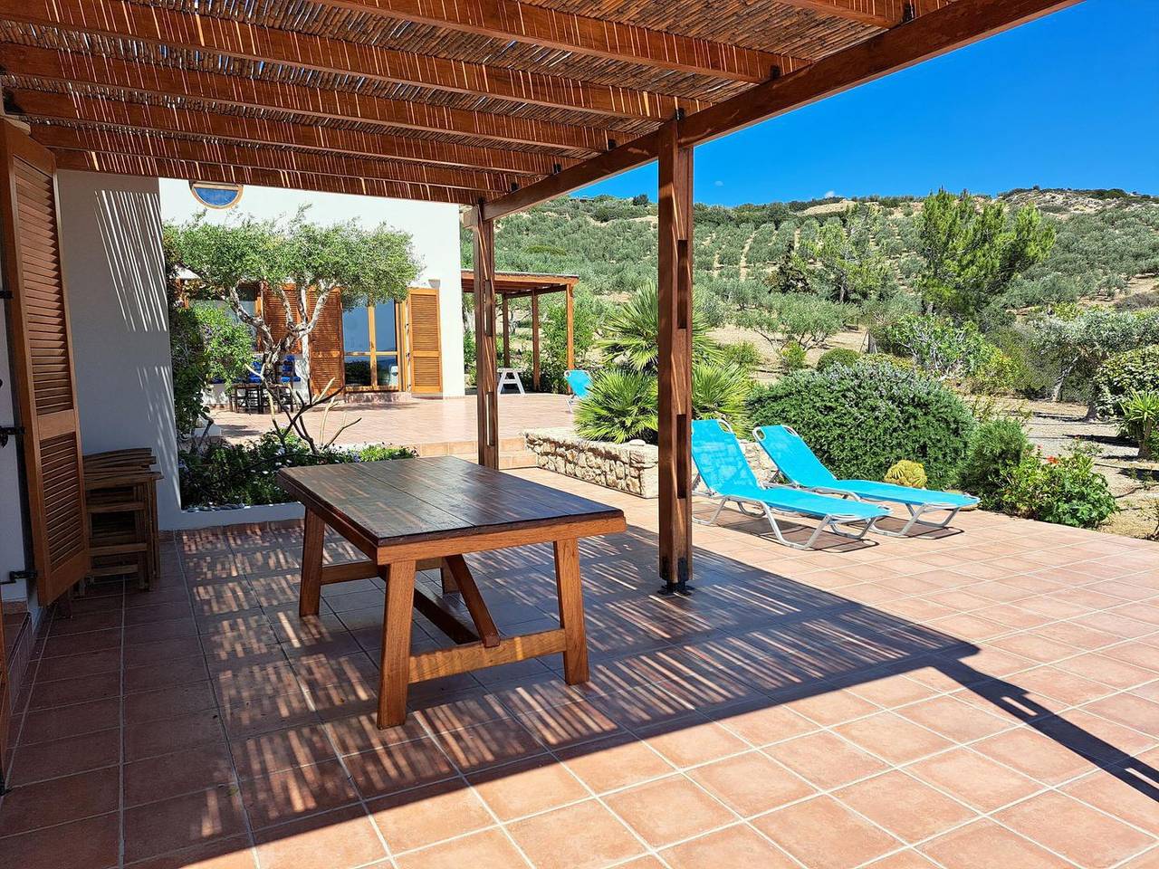 Feriehus for 5 personer med have in Heraklion og Omegn