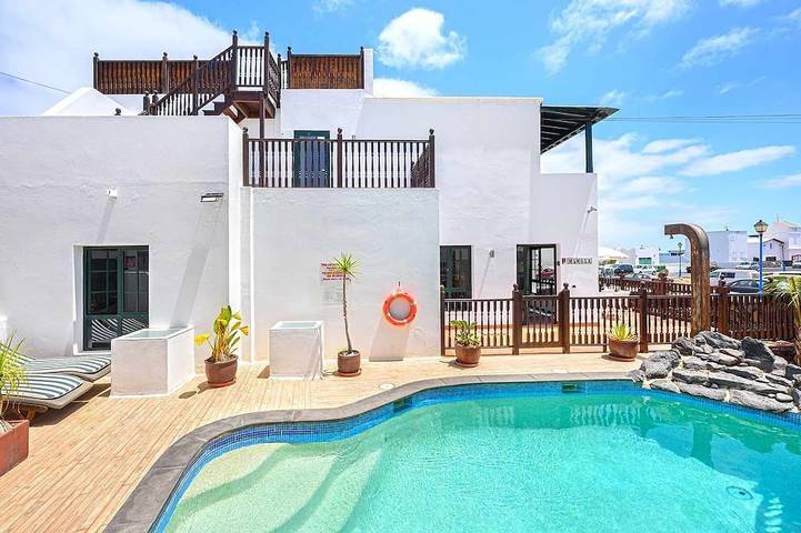 Casa de vacaciones para 8 personas, con balcón y piscina - 1