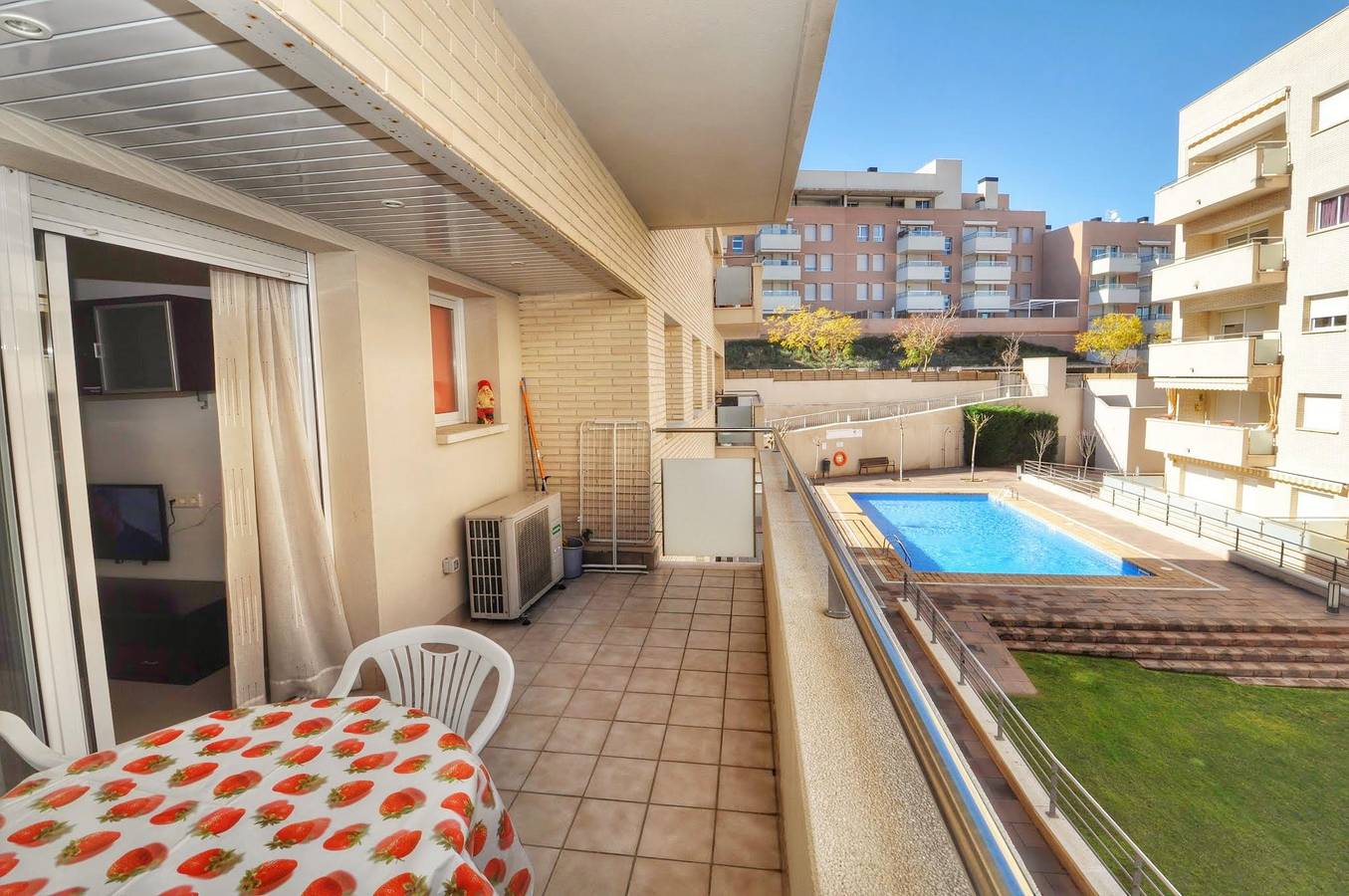 Ganze Wohnung, Аppartement Da -200 м vom Strand entfernt, 4 Schwimmbäder, Wifi in Central Lloret de Mar, Lloret de Mar