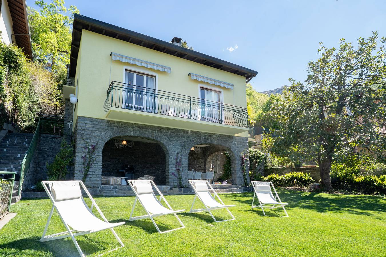 Villa for 6 Guests in Comune di Perledo, Lake Como