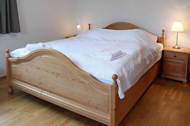 Ganze Wohnung, Nur 20 Minuten ins Münchner Zentrum: 90 m² Ferienwohnung in Toplage in Schäftlarn, Starnberger See