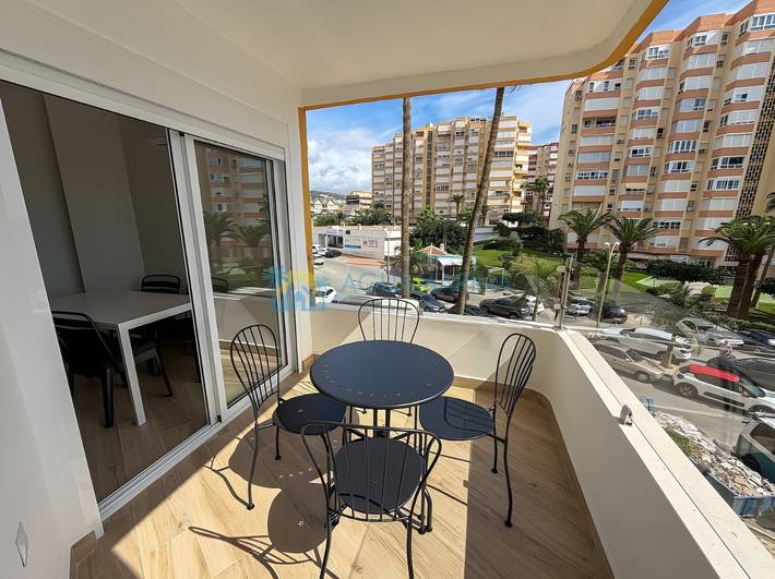 Appartement entier, Appartement 'Vistas Al Mar A131H' avec vue sur la mer, Wi-Fi et climatisation in Torrox Costa, Torrox