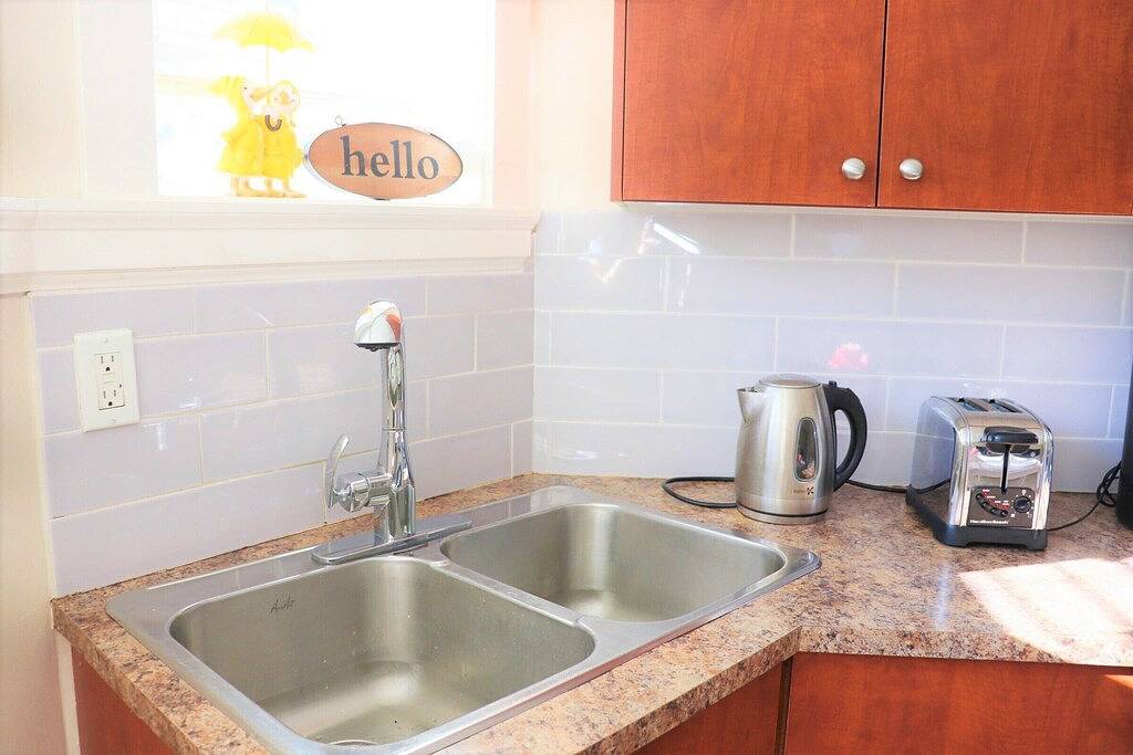 Burnaby Cozy suite Near Skytrain in Burnaby, British-Columbia