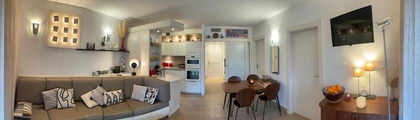 Gîte pour 5 personnes, avec jardin ainsi que piscine et vue dans Plage Santa Giulia