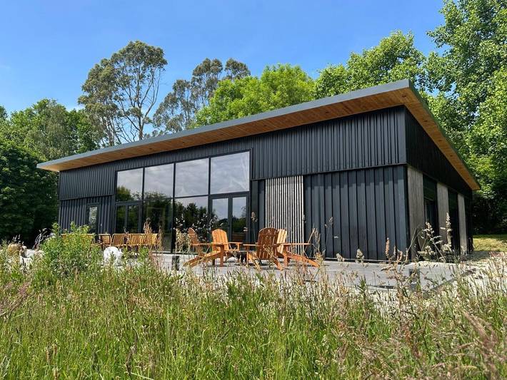 Maison de vacances pour 10 personnes, avec Jacuzzi et Terrasse ainsi que Jardin et Vue à Sizun