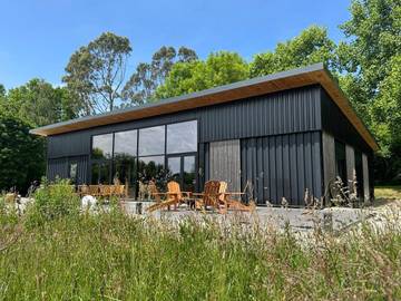 Gîte pour 10 personnes, avec vue et jardin, animaux acceptés à Sizun