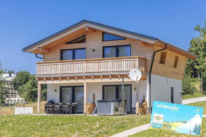 Chalet für 8 Personen, mit Garten und Whirlpool