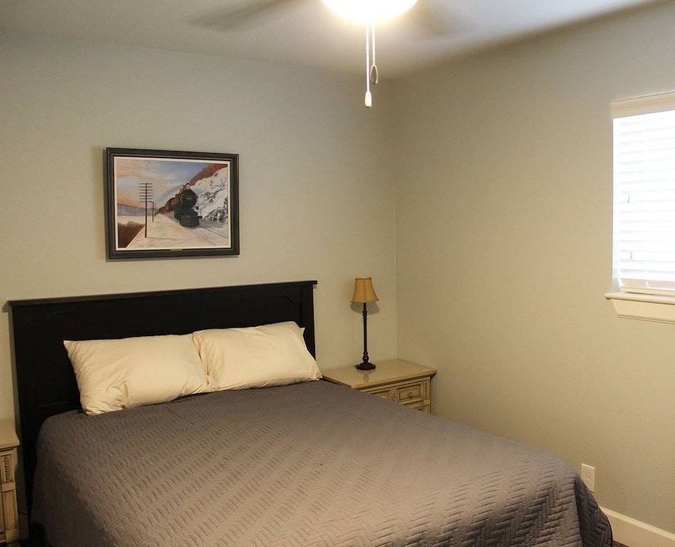 Farmhouse Fresh Retreat, neu renoviert in Bentonville, Ozark Mountains