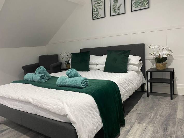Holiday apartment for 8 people in Bridgend
