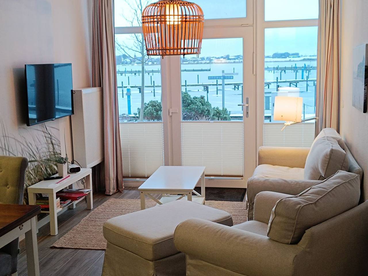 Ganze Wohnung, Unterkunft Am Rundsteg 3, direkt am Yachthafen mit privatem Parkplatz in Ostfehmarn, Fehmarn