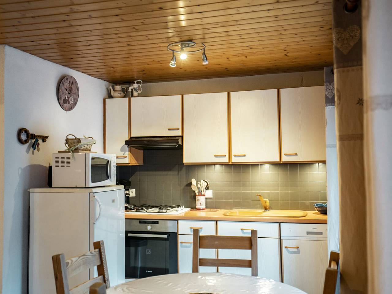 Ganze Wohnung, Gemütliches Chalet in Châtel - 2 Zimmer, 4 Pers, Wlan, Haustiere, Parkplatz in Châtel, Les Portes du Soleil