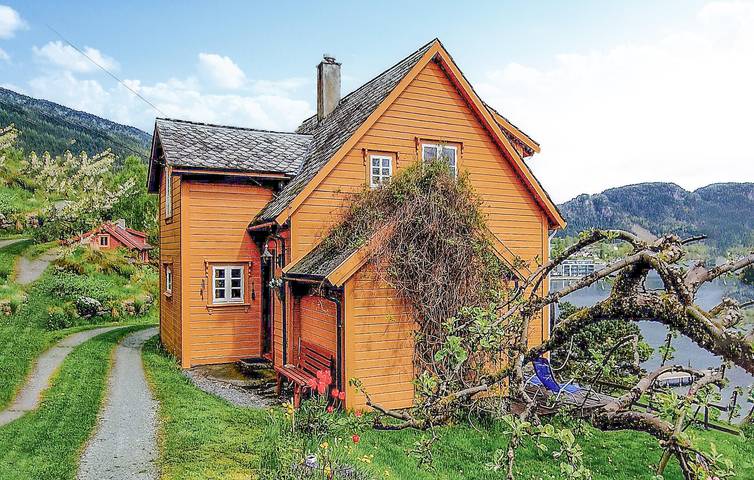 Ferienhaus für 6 Personen mit Terrasse in Hardangerfjord