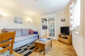 Cottage for 2 Guests in St Austell, Cornwall, Picture 4