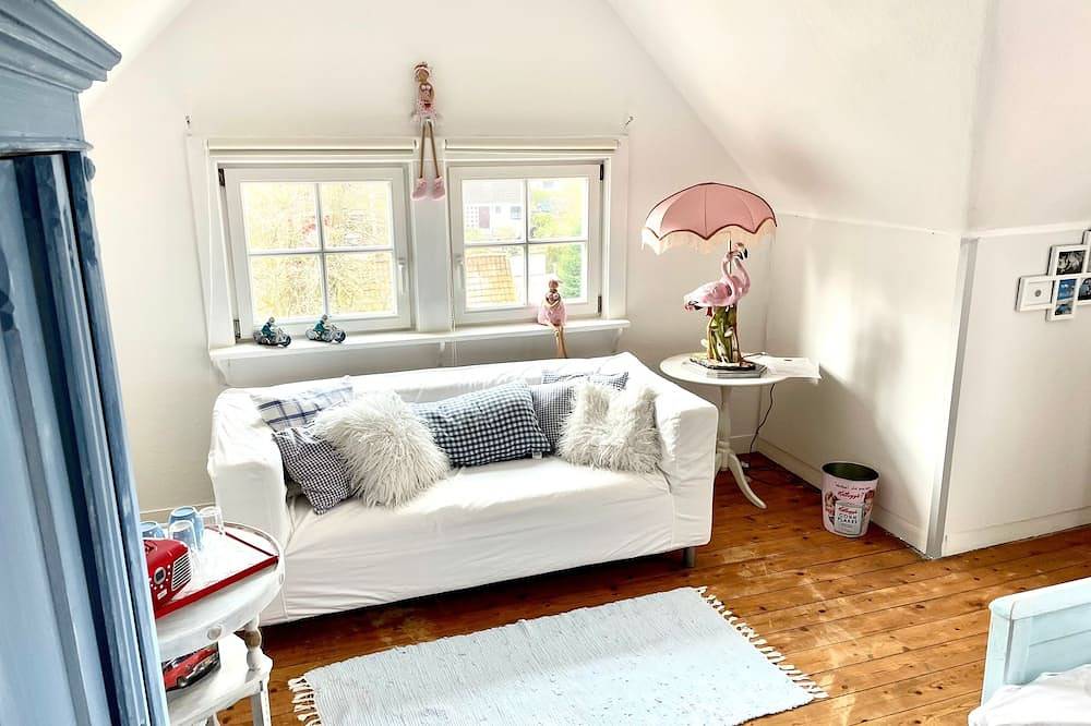 Ganze Wohnung, Doppelzimmer für 2 Gäste mit 22m² in Scharbeutz in Klingberg, Scharbeutz
