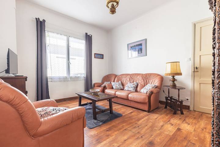 Location de vacances pour 12 personnes, avec Jardin à Le Château-d'Oléron - 3
