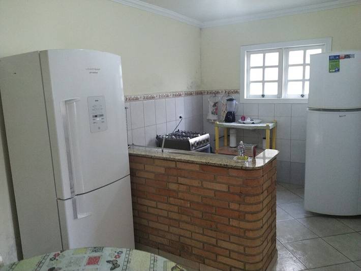 Casas e apartamentos de temporada para 20 pessoas, com balcão no Litoral Paulista