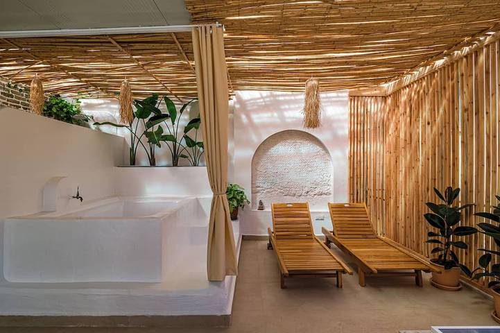 Holiday home for 9 people in Antalya