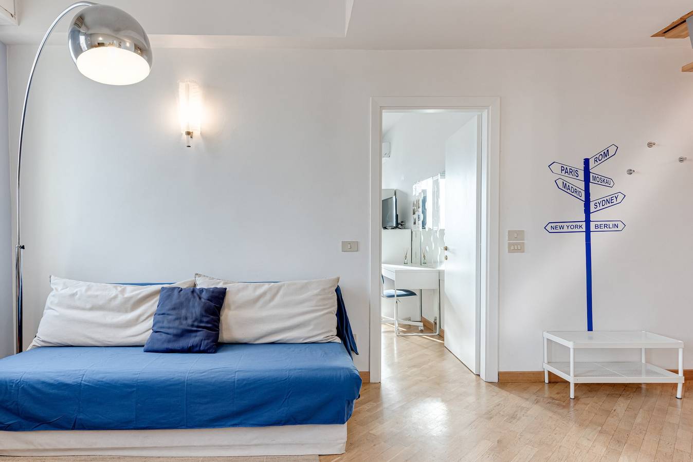 Entire apartment, Apartment 'A Casa Di Sara 3' with Air Conditioning in Florence city center, Florence
