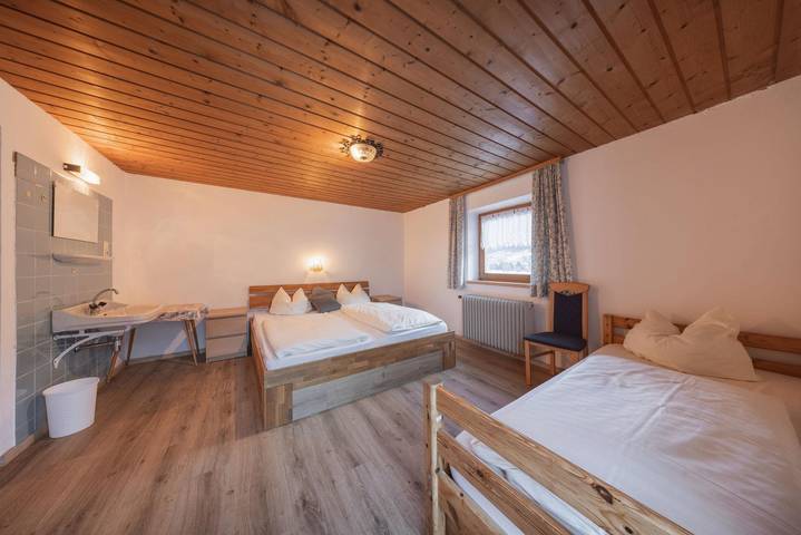 Ganze Ferienwohnung, Ferienhaus Erlstein in Stubaier Alpen, Neustift im Stubaital