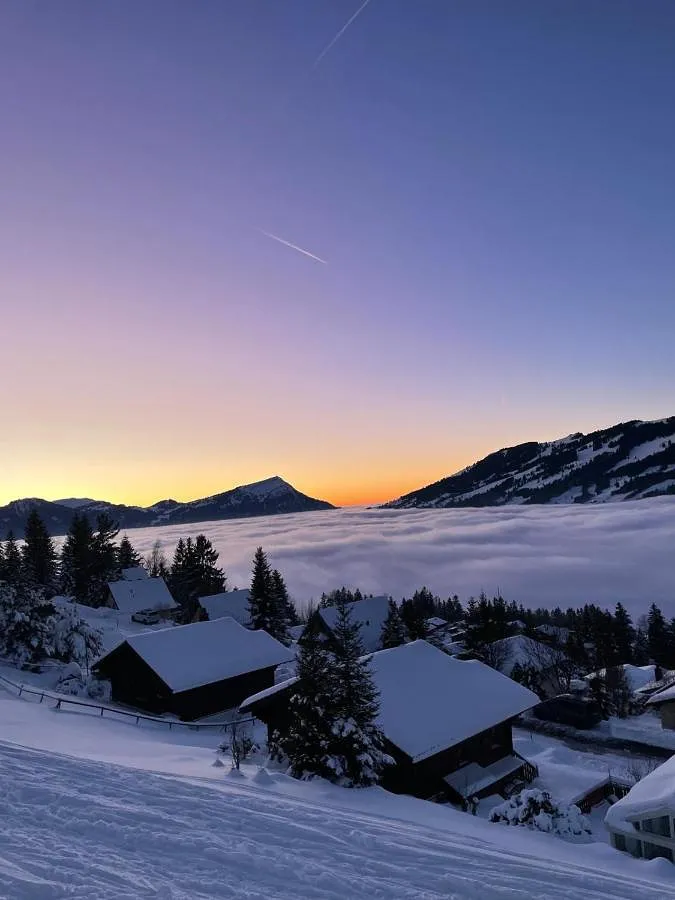 Ferienwohnung für 10 Personen, mit Garten und Ausblick sowie Seeblick - 1
