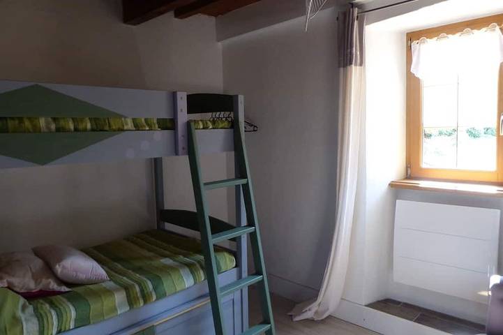 Location de vacances pour 6 personnes, avec balcon et jardin à Saint-Pierreville - 3