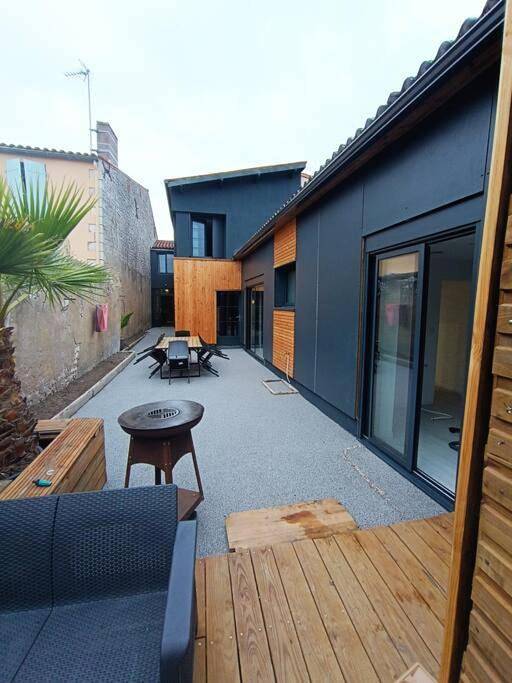 Villa pour 16 personnes, avec Terrasse à La Tremblade