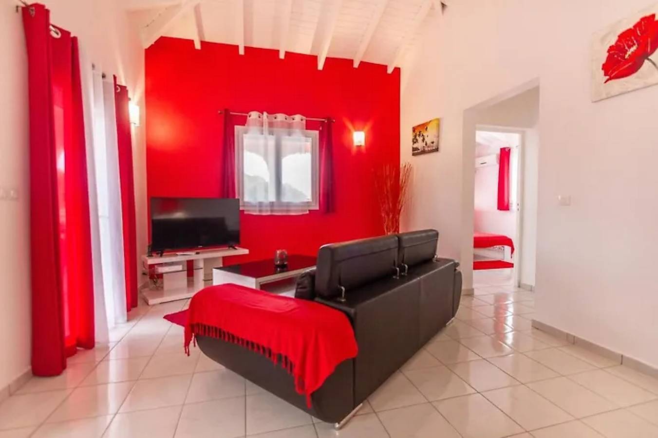 Charmantes Haus Le Moule mit Gemeinschaftspool in Le Moule, Guadeloupe