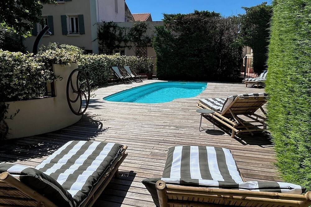 Gite de standing climatisé, 4 ch, avec terrasse privative et piscine partagée in Perpignan, Côte méditerranéenne (France)