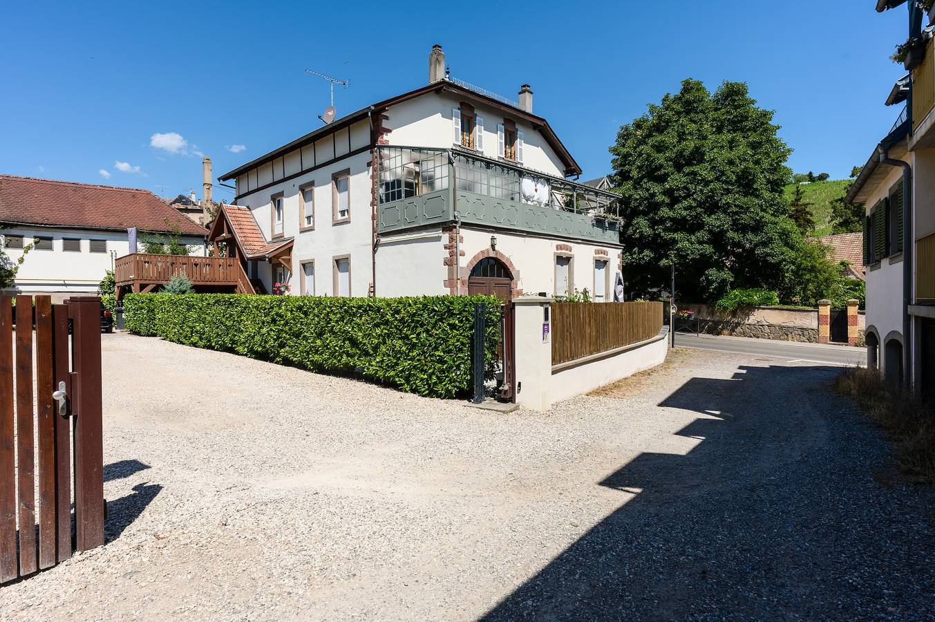 Ganze Wohnung, Villa Maeva – Deluxe – Parkplatz, Sauna & Fitness in Riquewihr, Regionaler Naturpark Belchen der Vogesen