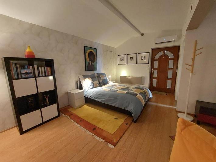 Gîte pour 2 personnes, avec vue ainsi que vue sur le lac et jardin à Neuchâtel - 4