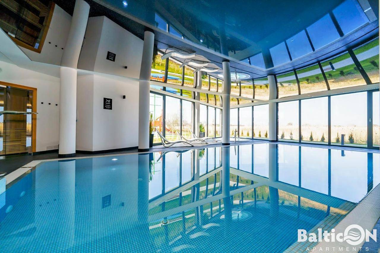 Apartamenty Balticon Westin House -luksusowy 70m2 , basen pool, sauna, parking inklusive in Kołobrzeg, Baltic Sea Pomerania