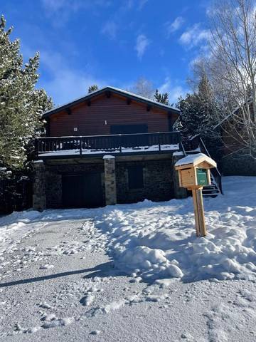 Gîte pour 10 personnes, avec jardin, adapté aux familles à Eyne