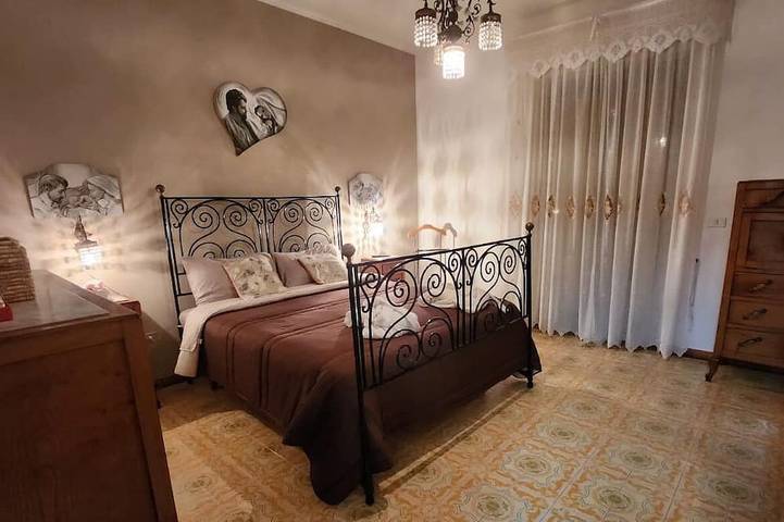 Ganze Wohnung, Cozy apartment a few meters from the Baiano highway exit. in Sirignano, Avellino Provinz