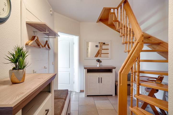 Komfortable Ferienhaushälfte für max. 6 Personen, Sauna, WLAN, Terrasse, Kamin in Prerow, Fischland - Darß - Zingst