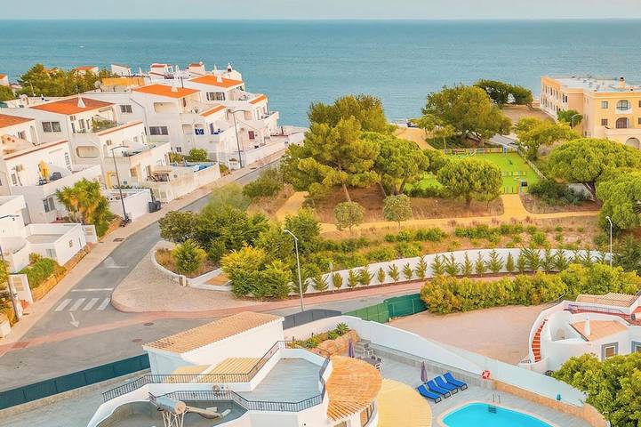 Villa für 19 Personen, mit Balkon und Garten - 1