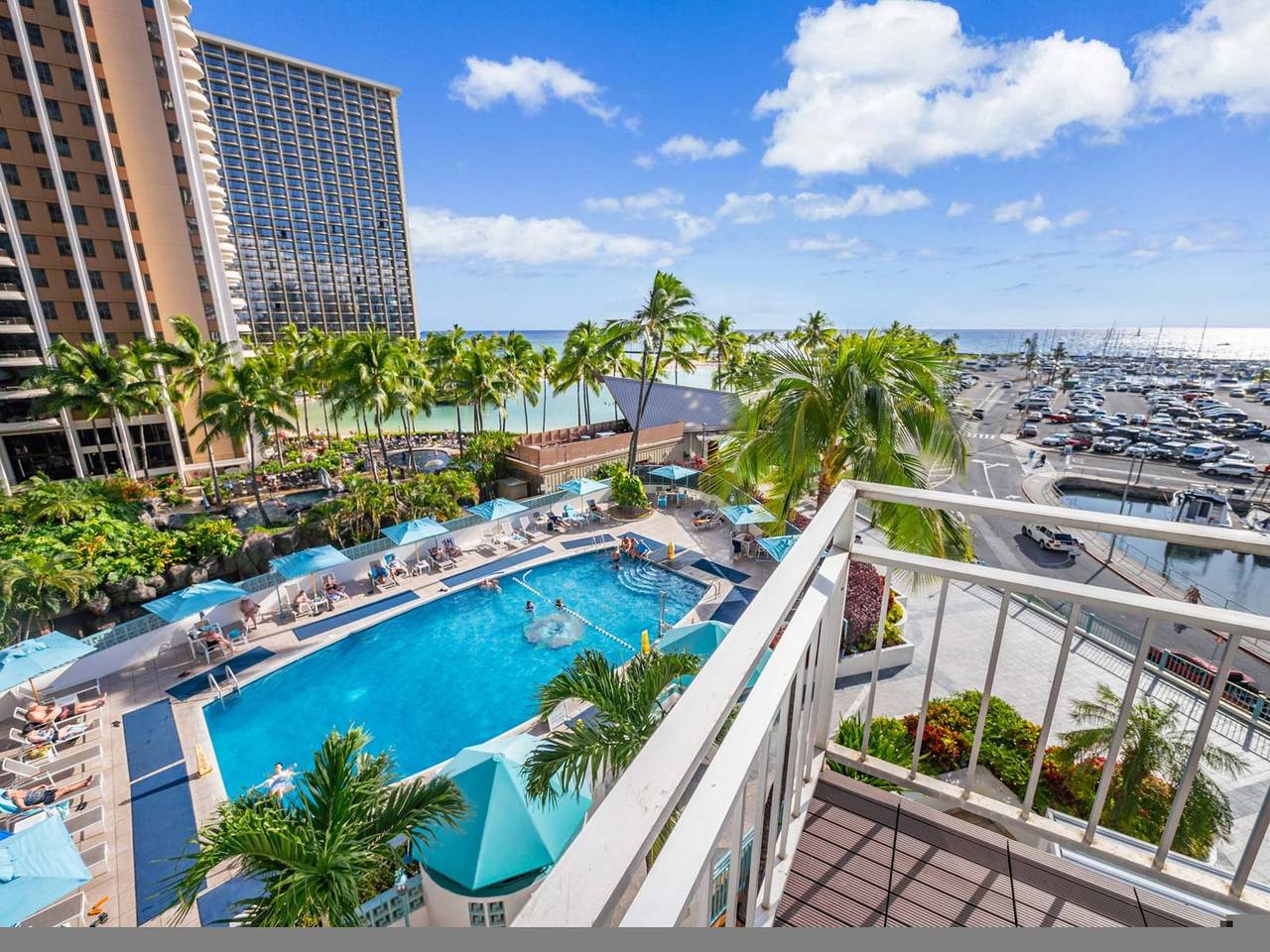Hel lejlighed, Ocean/Marina/Pool View 2Bd Corner Unit Ac @ Ilikai in Waikiki Beach, Honolulu
