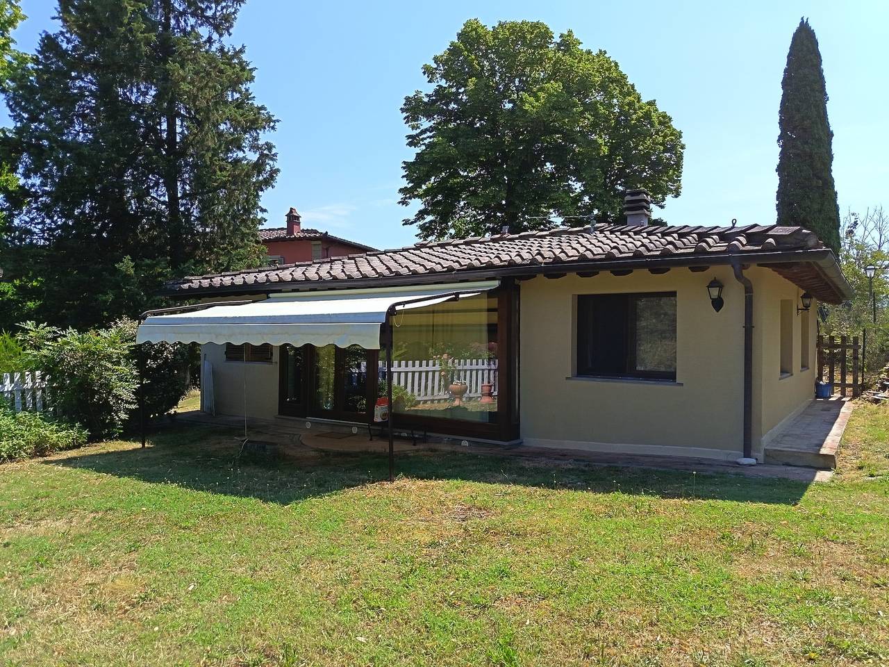 Apartamento entero, Villa Il Rossignolo - Apartamento con Jardín Privado, Piscina, Terraza y Wi-Fi in Comune di Galuzzo (1861-1865), Bagno a Ripoli